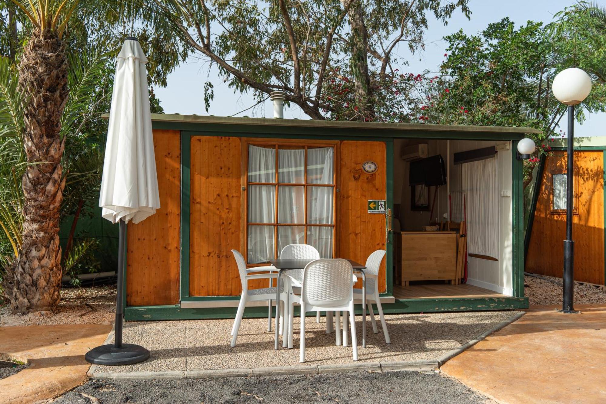Camping Las Palmeras كريفايلنت المظهر الخارجي الصورة